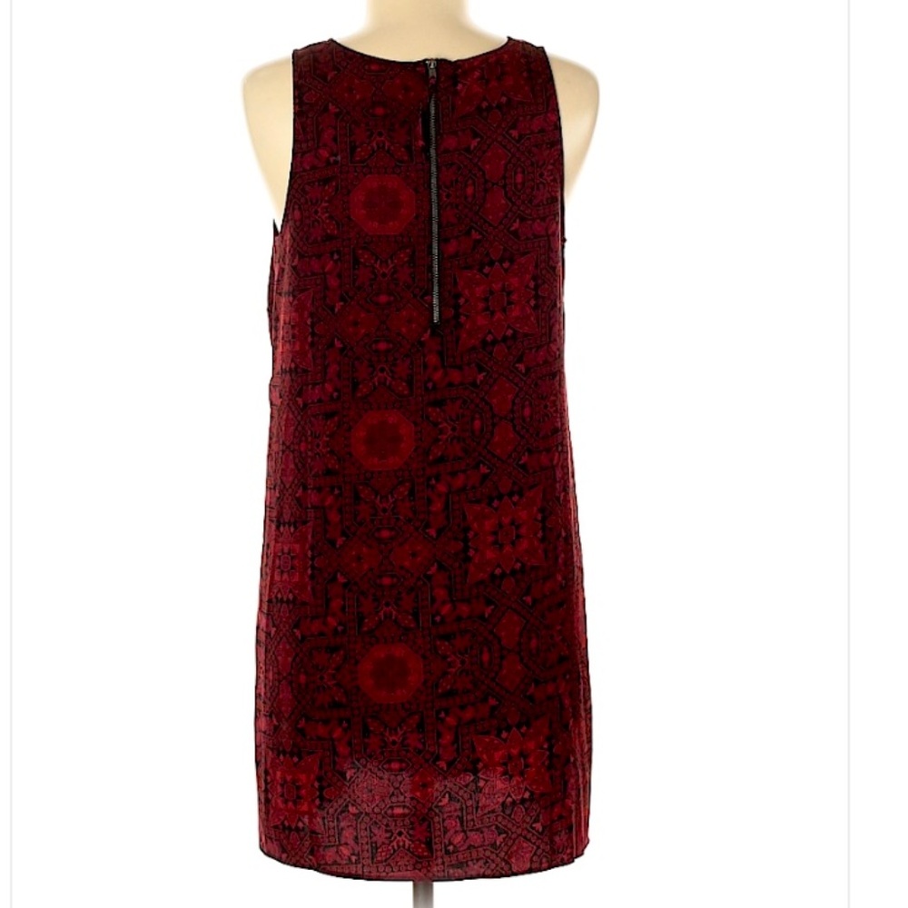 Urban Outfitters Patterned Shift Dress - Picture 4 of 6